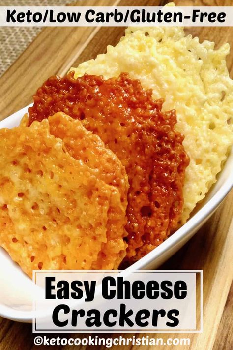 Easy Cheese Crackers, Low Carb Crackers, Comidas Keto, Baked Crackers, Low Carb Low Fat Recipes, Cheese Crisps, Keto Cheese, Easy Cheese, Baked Cheese