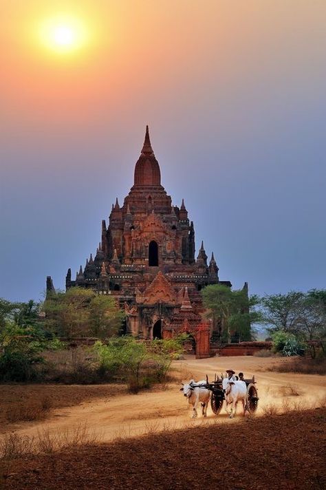 Myanmar Bagan Sunrise, Breakup Dp Photo, Bff Pfp Matching Aesthetic, Fb Profile Photo, Fall Photo Shoot Outfits, Haha Photos, Myanmar Art, Myanmar Travel, Cover Pics For Facebook