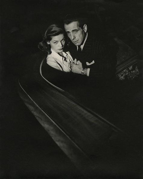 Lauren Bacall and Humphrey Bogart in The Big Sleep, 1946 ~ ~ ~ ~ ~ ~ ~ ~ ~ Follow my partners~ @forevergracekelly #lauren #bacall… Bogie And Bacall, Bogart And Bacall, The Big Sleep, Hollywood Couples, Kunst Inspiration, Lauren Bacall, Humphrey Bogart, Cary Grant, Famous Couples