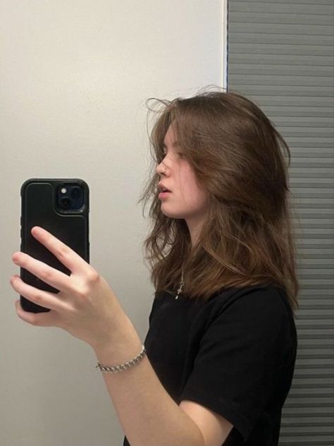 Hair That Doesnt Need Styling, Haircuts For Masc Women, Masc Haircuts For Women Long, Haircuts For 12 Year Girl, Masc Hairstyles For Women, Masc Women Haircut, Masc Haircuts For Women, Masc Hairstyles, Masc Hair