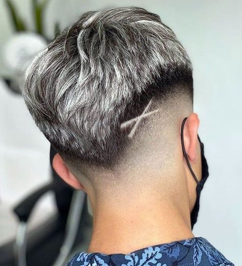 V-Shape Skin Fade Mid Fade Em V, Stylish Haircuts For Boys, Mid Fade En V, Low Fade Bajo, Fade Medio, Low Fade En V, Low Fade Em V, V Cut Hair, V Shaped Haircut