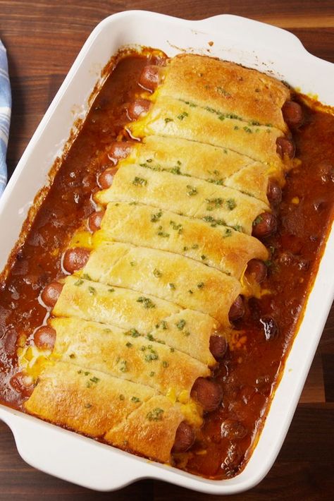 Cozy Casseroles, Chili Cheese Dog Casserole, Chili Dinner, Chili Dog, Easiest Recipes, Chili Cheese Dogs, Cheese Dog, Meat Pies, Chili Dogs