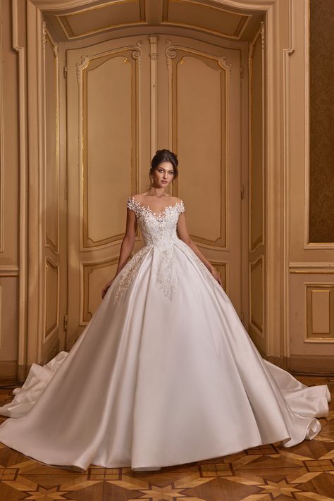 Wedding Gown Ballgown, Princess Ball Gowns Wedding Dress, Luxury Wedding Dresses, Mexican Wedding Dress, Princess Wedding Gown, Wedding Dresses Princess Ballgown, Satin Wedding Gown, Wedding Dresses Cinderella, Fairy Tale Wedding Dress