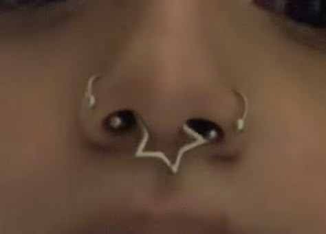 Star Septum piercing| 3 nose piercings Bijoux Piercing Septum, Carpet Ideas 2023, Carpet Ideas, Face Piercings, Cool Piercings, Cute Piercings, Keto Lifestyle, Body Jewelry Piercing, Dope Jewelry