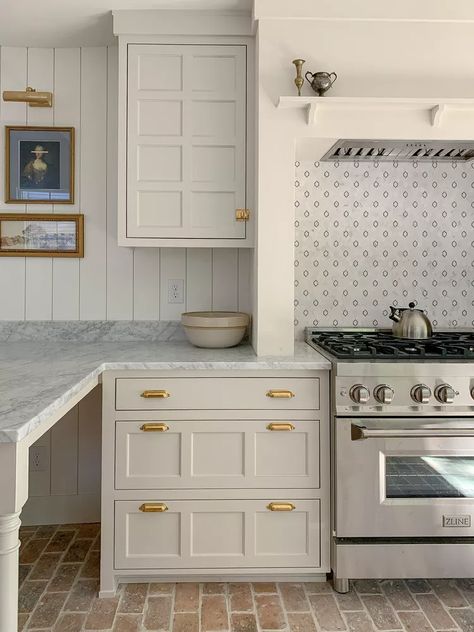 7 Kitchen Backsplash Mistakes To Avoid At All Costs Kitchen Trends To Avoid, English Cottage Kitchens, Backsplash Trends, Seasonal Changes, Kitchen Backsplash Ideas, Monday Inspiration, Marble Backsplash, Diy Tile, Backsplash Ideas