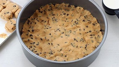 Killer Cookie Dough Cheesecake - Pillsbury.com Pillsbury Chocolate Chip Cookie Dough, Pillsbury Chocolate Chip Cookies, Springform Pan Recipes, Chocolate Chip Cookie Dough Cheesecake, Pillsbury Cookie Dough, Cookie Dough Crust, Cookie Dough Cheesecake, Healthy Cheesecake, Easy Chocolate Cake