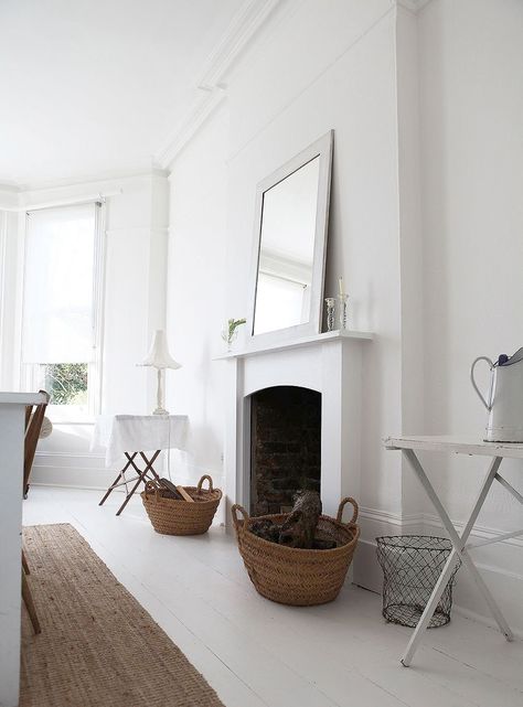 Sunday Sanctuary: Floor Space White Painted Floors, White Floorboards, Painted Floorboards, London Houses, White Floors, Painted Floors, Shaker Style, Glass House, Floor Space