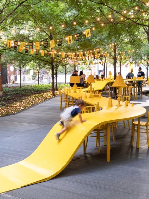 Gallery of TULIP – Your place at the table / ADHOC architectes - 7 Public Space Design Architecture, Library Magic, Penguin Island, Urban Intervention, Public Space Design, Desain Lanskap, Conveyor Belt, Urban Furniture, Artistic Installation