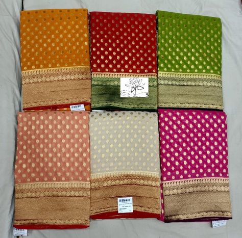 Chiffon Saree Party Wear, Sabudana Recipes, Jute Silk Saree, Kalamkari Fabric, Designer Bridal Lehenga Choli, Blouse Designs High Neck, Saree Kuchu Designs, Painted Clothes Diy, New Saree Designs