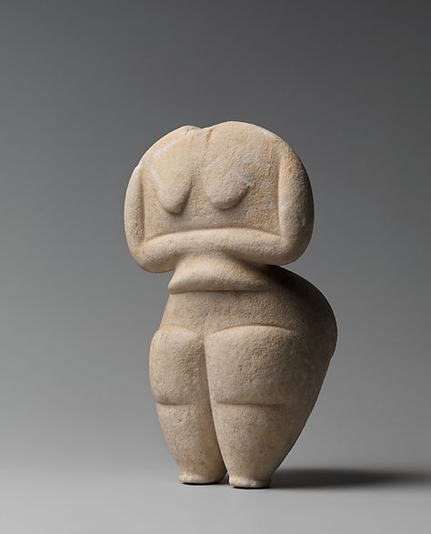 Marble female figure. Period: Final Neolithic Date: 4500–4000 B.C. Culture: Cycladic Medium: Marble Dimensions: H. 8 7/16 in. (21.4 cm) Classification: Stone Sculpture Brancusi Sculpture, Neolithic Art, Goddess Sculpture, Ancient Goddesses, Prehistoric Art, Ancient Sculpture, Art Antique, Female Figure, Stone Sculpture