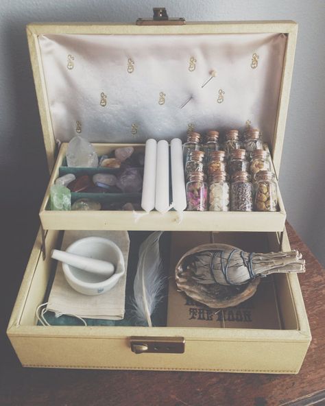 Witchy Crafts, White Witch, Practical Magic, Witch Aesthetic, Witchy Woman, Kitchen Witch, Witchy Vibes, Sewing Box, Coven