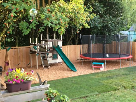 Backyard Kids Play Area Trampoline, No Grass Play Area, Playground Playhouse, Kids Garden Play Area, Backyard Kids, Kids Backyard Playground, Kids Backyard, Play Area Backyard, Backyard Kids Play Area