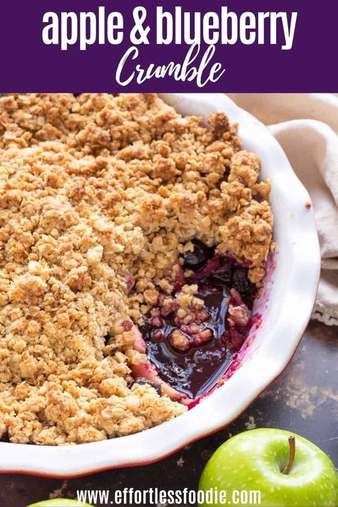 Apple Blueberry Crumble, Easy Blueberry Desserts, Blueberry Crumble Recipes, Apple And Berry Crumble, Oat Crumble Topping, Thanksgiving Fruit, Blogger Branding, Comfort Food Desserts, Apple Blueberry