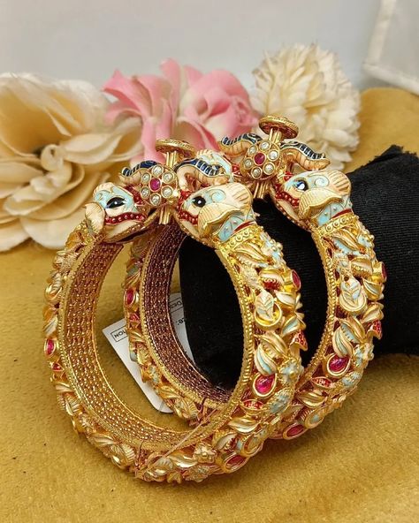 Wedding Chura Color Customisation Available Size - 2.2 , 2.4 , 2.6 , 2.8 , 2.10  Designer Chura rajwadi kada  Bridal Chura Indian Bridal Choora Wedding Jewelry Sikh Brides Chooda Bridal Jewelry Gift For Her Customized rajwadi kada Set Indian Bangles Red Punjabi Chuda Red Chuda Bangles Beaded Bracelets Wedding Essentials Maroon Chuda Antique Gold Kada, Bangles Antique Gold, Gold Kangan, Wedding Chura, Gold Kada, Bracelets Wedding, Elephant Bangle, Bridal Chura, Pearl Crafts