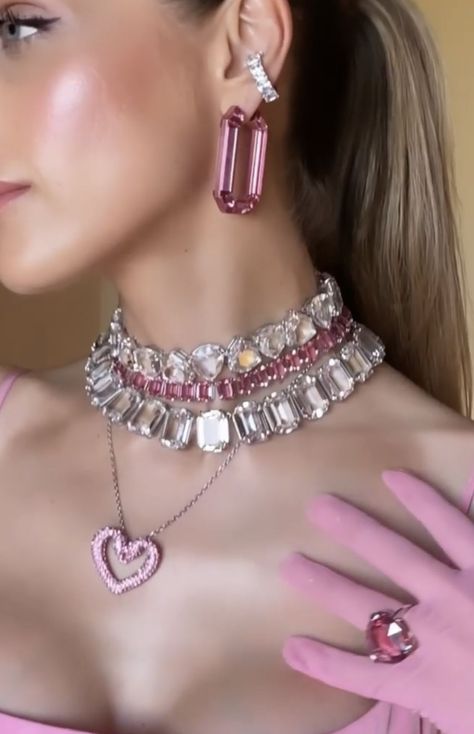 Barbie Jewelry Aesthetic, Barbiecore Accessories, Accesories Outfit Jewelry, Barbiecore Jewelry, Swarovski Aesthetic, Barbie Jewelry, Expensive Jewelry Luxury, Classy Jewelry, Expensive Jewelry