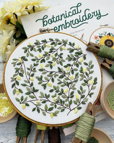 Jennifer Jones (@bloomheirloomcompany) • Instagram photos and videos Embroidery Video, Botanical Embroidery, Clothes Embroidery Diy, Simple Hand Embroidery Patterns, Embroidery Leaf, Jennifer Jones, Sewing Crafts Tutorials, Floral Embroidery Patterns, Diy Embroidery Patterns