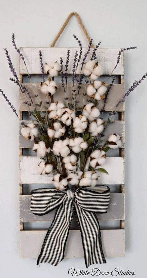 Lavender Wall Decor, Cotton Stems, White Door, Pallet Decor, Diy Farmhouse Decor, Farmhouse Christmas Decor, Country Farmhouse Decor, Farmhouse Wall Decor, Tree Crafts