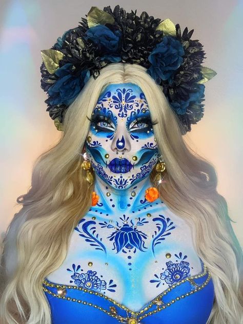 Blue Catrina Makeup, Candy Skull Makeup, Catrina Makeup, Glam Skull, Skull Face Paint, Halloween Costumes 2022, Estilo Emo, Creepy Halloween Makeup, Special Fx Makeup