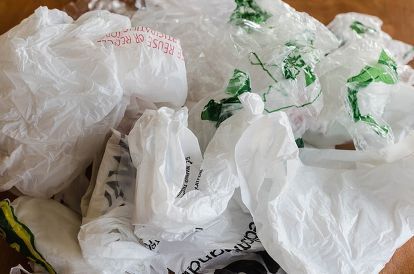 inexpensive attractive easy way to organize all of your plastic bags, how to, organizing, storage ideas Reuse Plastic Bags, Storing Plastic Bags, Plastic Bag Storage, Plastic Shopping Bags, Pet Businesses, Freezer Bags, Plastic Drawers, Cleaning Ideas, Household Tips