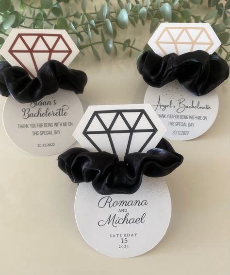 Bridesmaid proposal, scrunchies Bridesmaid Proposal Simple, Bridesmaid Scrunchie, Royal Blue Wedding Theme, Boho Wedding Favours, حفل توديع العزوبية, Souvenir Ideas, Souvenir Wedding, Cute Promise Rings, Bridal Shower Decorations Diy