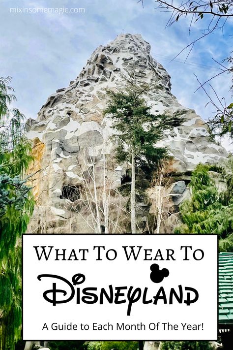 Disneyland Outfits March, What To Wear To Disneyland In October, What To Wear At Disneyland, Summer Outfits California, Disneyland In April, Disneyland In November, Disneyland Outfits Fall, Outfits For Disneyland, Disneyland Honeymoon