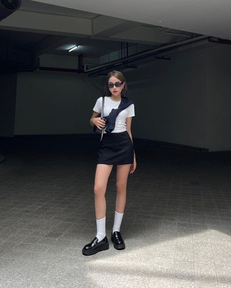 Summer Outfits With Black Boots, Casual Daily Outfits Simple, Baguio Aesthetic Outfit, Styling Outfit Ideas, Japan Outfit Inspo Summer, Japan Summer Fits, Baguio Ootd Ideas, Asia Summer Outfit, Summer Heat Outfits