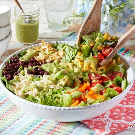 Southwestern Salad Recipes, Southwestern Salad, Avocado Dressing, Bbq Sides, Romaine Lettuce Salad, Summer Recipes Dinner, Homemade Salads, Homemade Salad Dressing, Grilled Corn