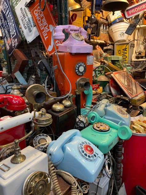 Mercado de san telmo buenos aires Buenos Aires Aesthetic, Argentina Travel, Photo Dump, South America, Book Art, Vintage Fashion, Travel