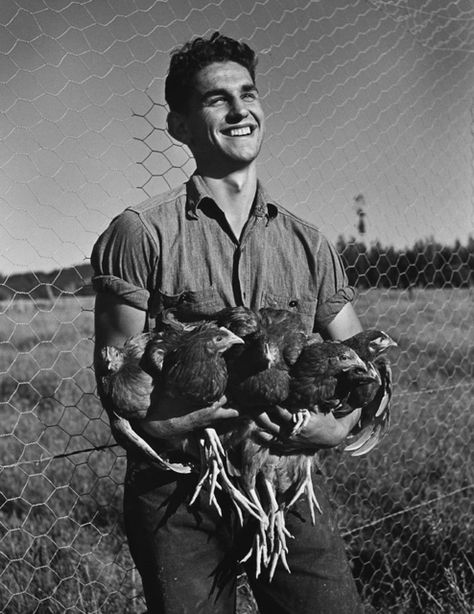 Rancher Life, Catholic Gentleman, Young Farmers, Into The West, Farm Boys, Black And White Photograph, Of Mice And Men, Vintage Farm, Rural Life