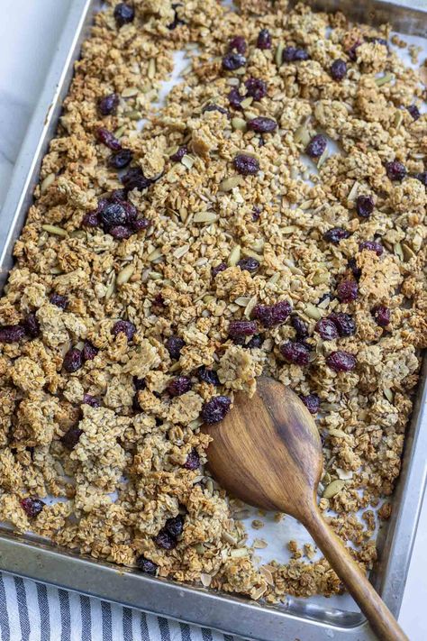 This sourdough granola recipe is tangy, crunchy, and lightly sweet for a delicious breakfast or snack. Add your favorite nuts, seeds, and dried fruit for a wholesome snack. Sourdough Granola Recipe, Sourdough Granola, Granola Recipe Homemade, Easy Sourdough, Wholesome Snacks, Breakfast Routine, Granola Recipe, Sourdough Baking, Quick Oats