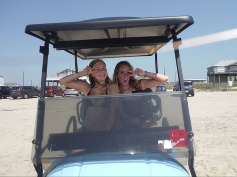 Golfcart Ideas Pictures, Hoco Pictures Ideas, Beachy Pictures, 4th Of July Pics, Hoco Pictures, Beach Vacation Pictures, Ocean Friends, Beach Rides, Golf Pictures