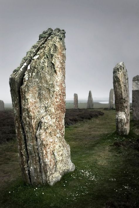 Stone Circles, Scotland Forever, Stone Circle, Glasgow City, Standing Stones, Orkney Islands, Standing Stone, Sacred Places, To Infinity And Beyond