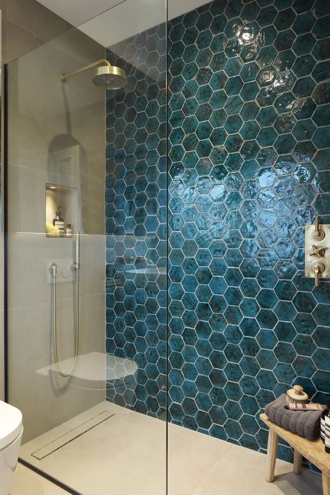 Beautiful Tile Bathroom, Teal Bathroom, New House Bathroom, Loft Bathroom, Bathroom Inspiration Modern, Bathroom Fittings, Bad Inspiration, Bathroom Redesign, Bathroom Tile Designs