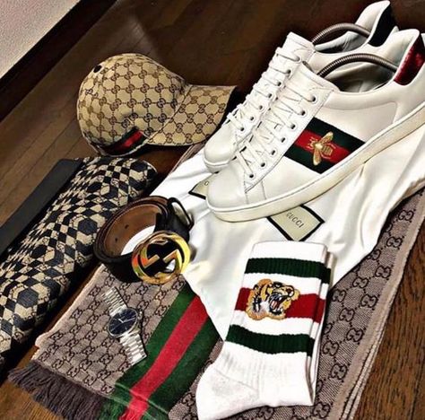 Gucci Jacket Mens, Dior Nike, Best Sandals For Men, Gucci Outfit, Sneakers Gucci, Gucci Jacket, Shoes Gucci, Fashion Chanel, Gucci Outfits