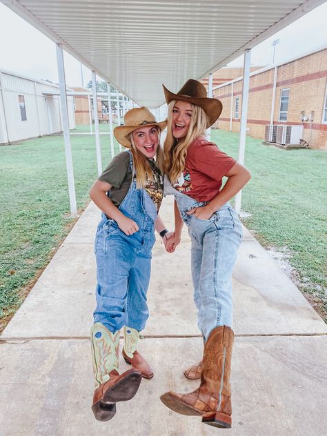 spirit week // western dayyy (but this is lowkey how we dress anyway lol) Hillbilly Outfit For Spirit Week, Country School Spirit Day, Western Outfits Spirit Week, Farmer Day Spirit Week Outfit, Country Day Spirit Week Outfit, Cowboy Day Spirit Week, Music Genre Outfits Spirit Week, Cowboy Spirit Week Outfit, Wild West Spirit Day