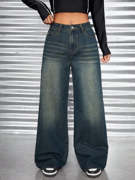 SHEIN Coolane Slant Pocket Wide Leg JeansI discovered amazing products on SHEIN.com, come check them out! Black Baggy Jeans, Wag Dr, High Waist Wide Leg Jeans, Shein Jeans, Oversized Jeans, Swaggy Outfits, Women Denim Jeans, Designer Jeans, Dark Wash Denim