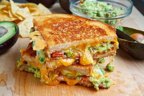 Bacon Guacamole Grilled Cheese Sandwich Bacon Guacamole Grilled Cheese, Guacamole Grilled Cheese Sandwich, Guacamole Grilled Cheese, Creamy Guacamole, Resep Sandwich, Bacon Guacamole, Guacamole Dip, Good Eat, Think Food