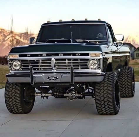 Auto Jeep, Vintage Chevy Trucks, Custom Lifted Trucks, Trucks Lifted Diesel, Ford Ranger Truck, Classic Ford Trucks, Old Ford Trucks, Old Pickup Trucks, Truck Yeah