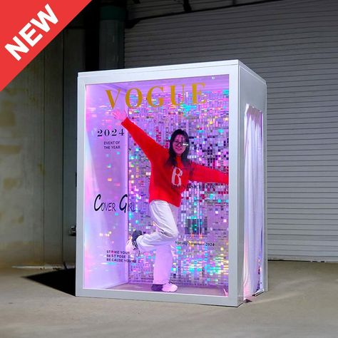 【New message】photo booth vogue magazine box for wedding party backdrop - WOWORK Korean Party Decorations, Marquee Lights Wedding, Vogue Photo Booth, Photo Booths Ideas, Photobooth Decoration, Event Space Business, Wedding Photo Booth Ideas, Wedding Tunnels, Gold Mirror Wedding