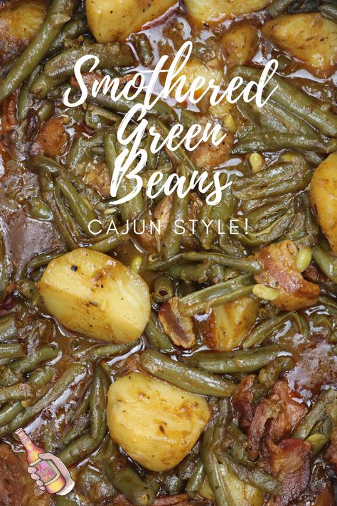 Smothered Green Beans, Southern Family, Beans And Potatoes, Cajun Dishes, Southern Recipes Soul Food, Green Beans And Potatoes, Bbq Ideas, Soul Food Dinner, Thanksgiving Menu Ideas