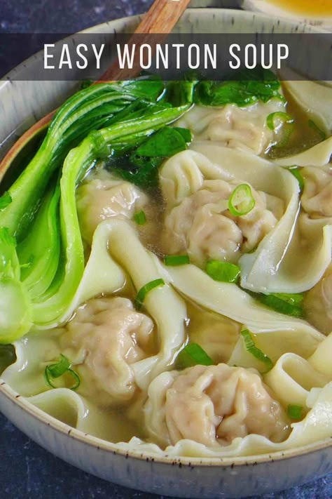 Tasty, juicy filling wrapped with slippery wrappers and served in an umami broth, this easy wonton soup makes a wonderful all-in-one meal. Wonton Soup Recipe, Asian Soup Recipes, Chinese Foods, Wonton Recipes, Asian Soup, Wonton Wrappers, Wontons, Chow Mein, Thai Curry