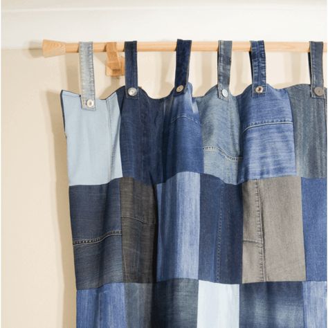 What To Do With Old Jeans, Denim Curtains, Återvinna Jeans, Artisanats Denim, Recyceltes Denim, Denim Scraps, Diy Denim, Blue Jeans Crafts, Denim Projects