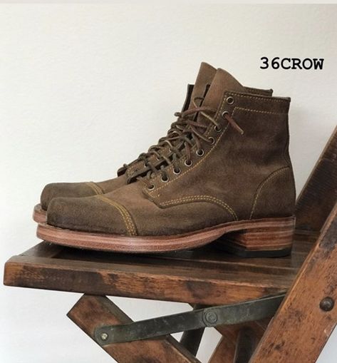 Rugged Fashion, Old Boots, Men Closet, Casual Footwear, Rugged Style, Working Class, Vintage Boots, Leather Shoes Men, Cool Boots