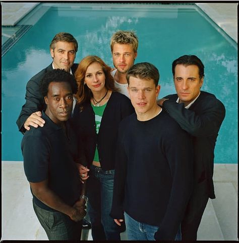 Aida Dombrovskaya on Instagram: “📸 George Clooney, Don Cheadle, Julia Roberts (@juliaroberts), Brad Pitt, Matt Damon, and Andy Garcia (@andygarcia), photographed by…” Don Cheadle, Ocean’s Eleven, Oceans Eleven, Danny Ocean, Oceans 11, Andy Garcia, Matt Damon, Sylvester Stallone, George Clooney