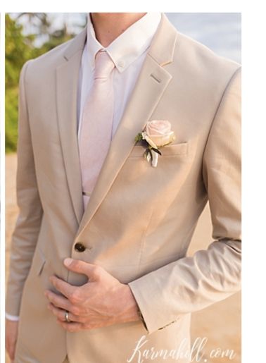 Beige Suit With Pink Tie, Tan And Pink Groomsmen Suits, Tan Suit Pink Tie, Groomsmen Tan Suits, Tan Tuxedo Wedding, Prom Tuxedo Ideas, Prom Suit And Dress, Peach Gold Wedding, Tan Suit Wedding