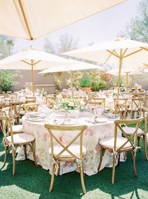 La Tavola Fine Linen Rental: Maya White with Essex Taupe Napkins | Photography: Leslie D Photography, Event Planning: Andrea Leslie Weddings, Florals: Sarah's Garden, Paper Goods: Lola Lee Invitations, Calligraphy: Paige Poppe, Rentals: Glamour and Woods, Prim Rentals and Event Rents, Venue: The Four Seasons Scottsdale Morning Wedding Reception, Outdoor Brunch Decor, Outdoor Brunch, Brunch Decor, Garden Wedding Reception, Brunch Fashion, European Wedding, Garden Party Wedding, Brunch Wedding