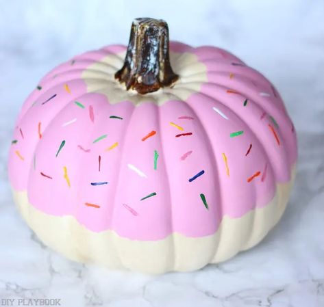 DIY Donut Pumpkin Painting Craft Project | The DIY Playbook Donut Pumpkin, Labu Halloween, Pumkin Decoration, Diy Donut, Halloween Pumpkin Crafts, Creative Pumpkin Painting, Creative Pumpkin Decorating, Dekorasi Halloween, Pumpkin Decorating Contest