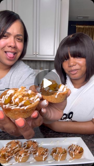 Kimberly Nichols | Peach Cobbler Cookie Cups!! Me and @theonlyiamkayy ate this up! Literally lol n the ending cameo from yall boy @onestopchop_ lmao #cookies... | Instagram Peach Cobbler Cups Desserts, Peach Cobbler Cupcake Recipe, Peach Cobbler Cookie Cups, Peach Cobbler Cheesecake Cups, Mini Cobbler Recipes, How To Make Peach Cobbler, Peach Cobbler Cookies Recipe, Peach Cobbler Cups, Fried Peach Cobbler