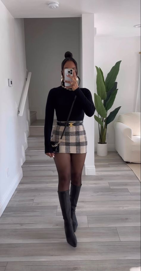 Sophisticated Bar Outfits, Thanksgiving Outfit Skirt And Tights, Outfits With Black Nylons, What To Wear With Heeled Boots, Winter Outfits Classy Elegant Casual, Leather Pant Sweater Outfit, Short Skirts Winter Outfits, Winter Winery Outfit 2023, Skort Outfit Elegant Winter