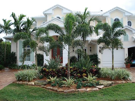 South Florida Landscaping Ideas Entryway, Center Island Landscape Front Yards, Key West Landscape Ideas, Florida Succulent Landscaping, Tropical Garden Design Landscaping Front Yards, Small Front Yard Landscaping Florida, Florida Coastal Landscaping Ideas, Fl Landscaping Front Yards, Simple Florida Landscaping Front Yard